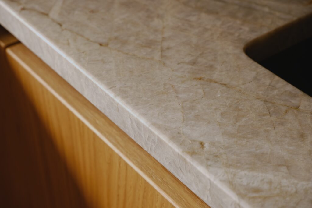 v1 0008 dscf6476.00000000 (1)