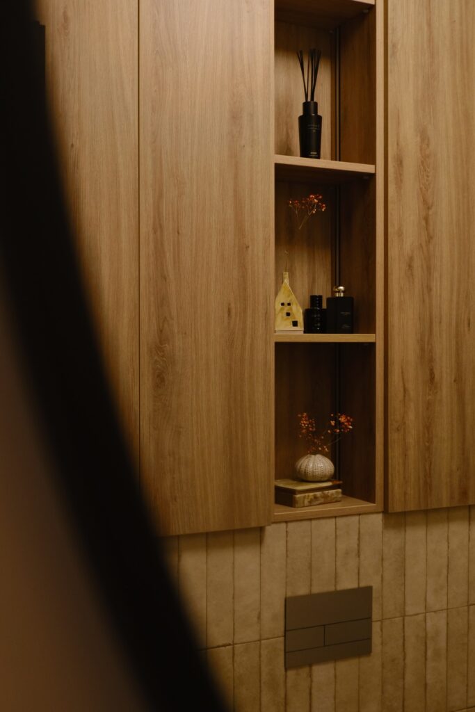 v1 0038 01 0000000001